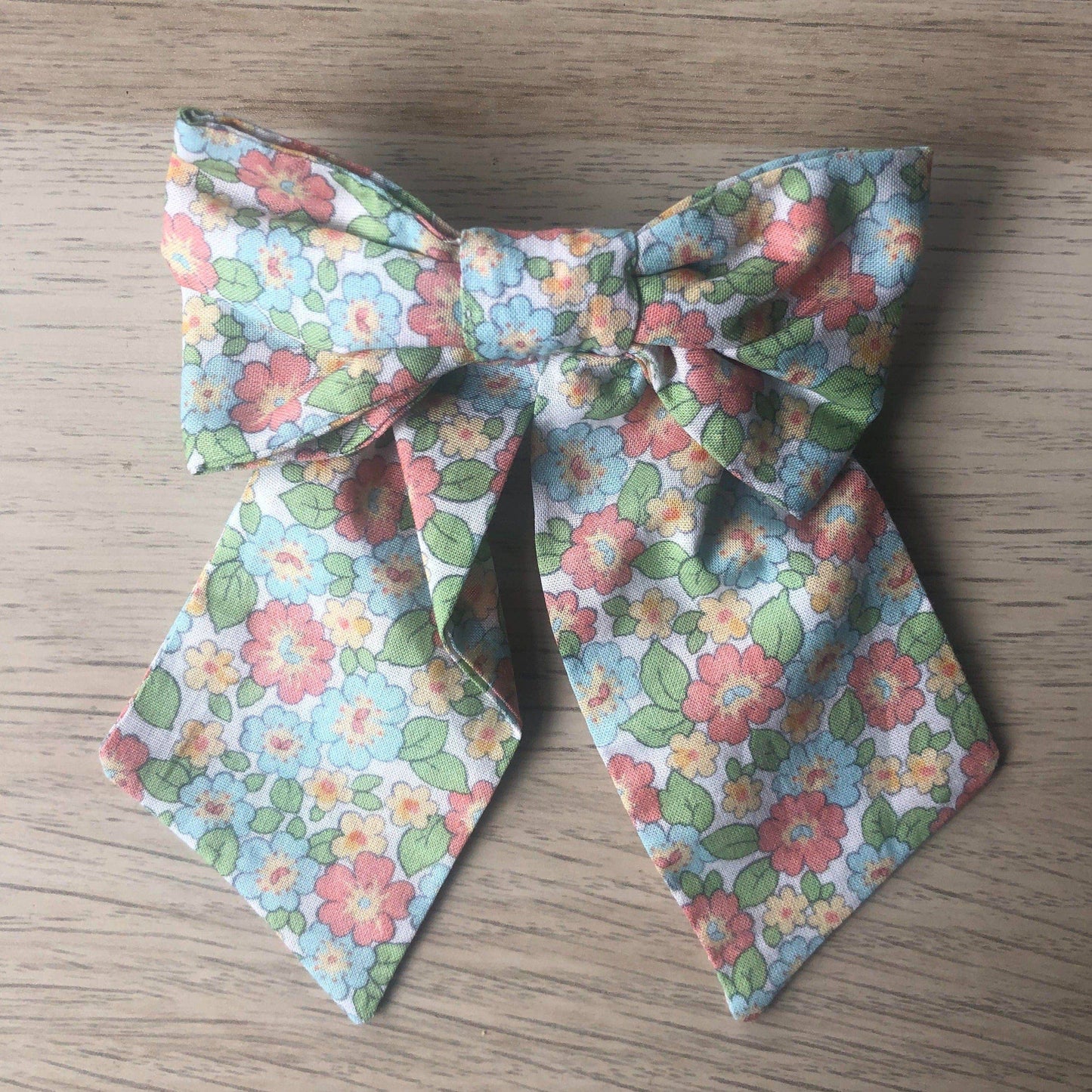 HAIR BOW