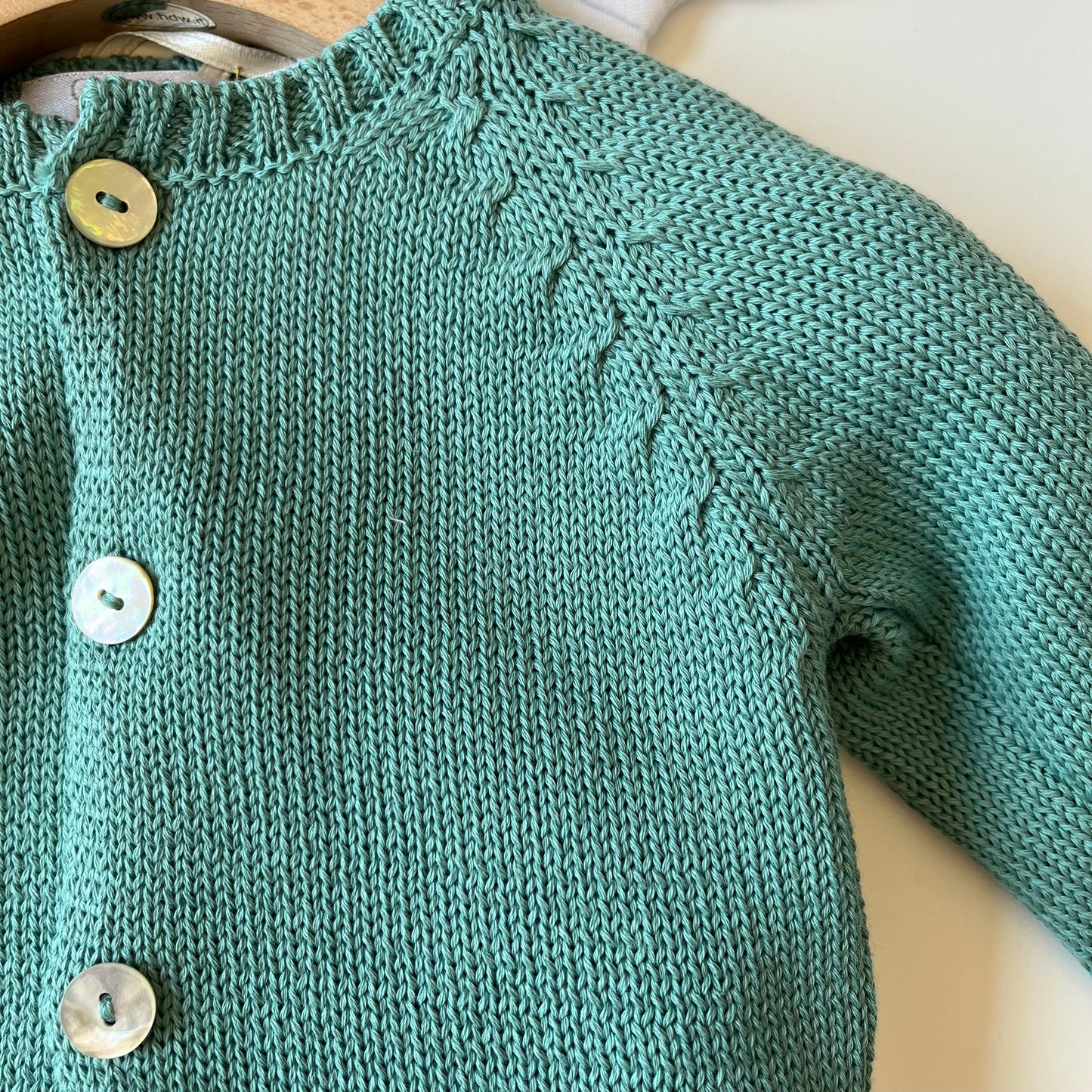 Cardigan in filo