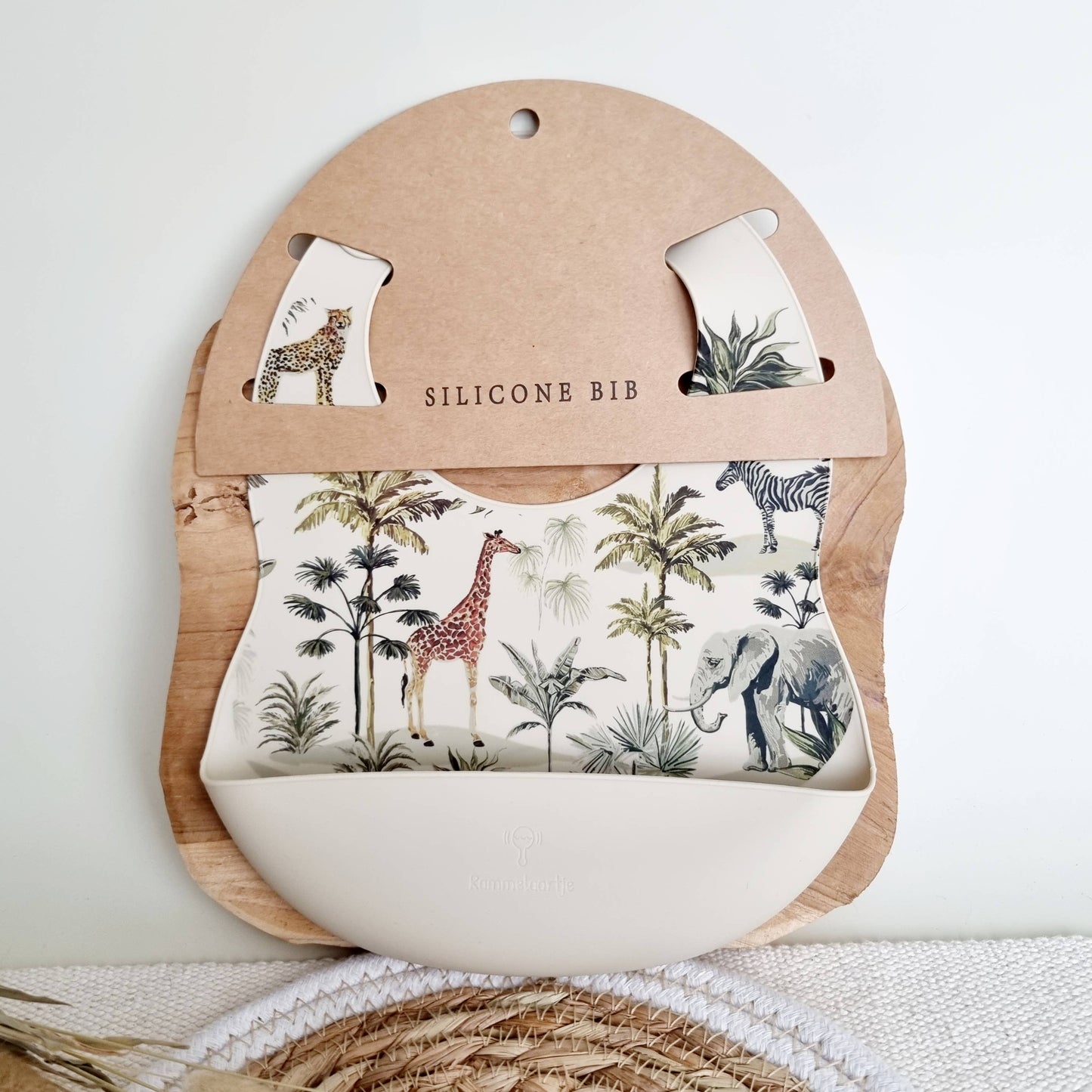 Bestseller Bavaglino in silicone con vassoio Jungle - Beige