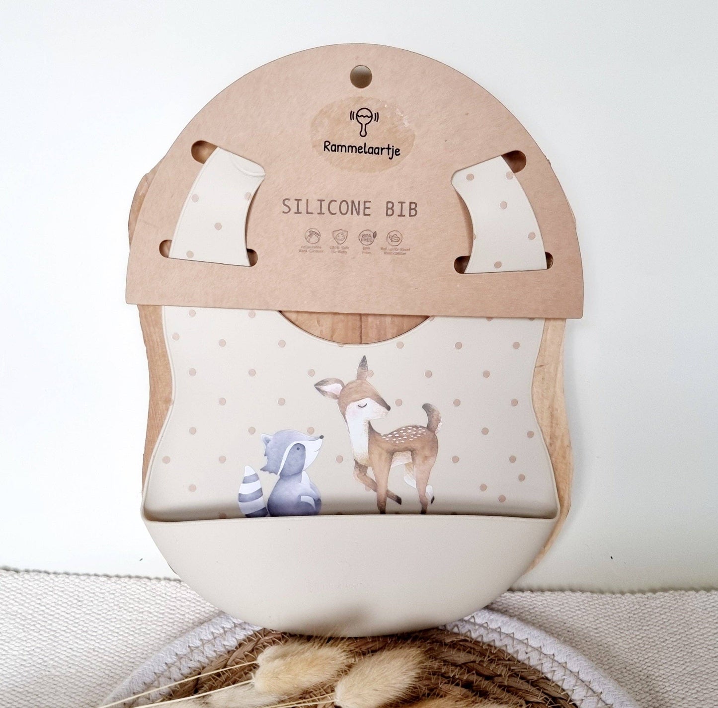 Bavaglino in silicone con vassoio a forma di cervo e procione - Beige