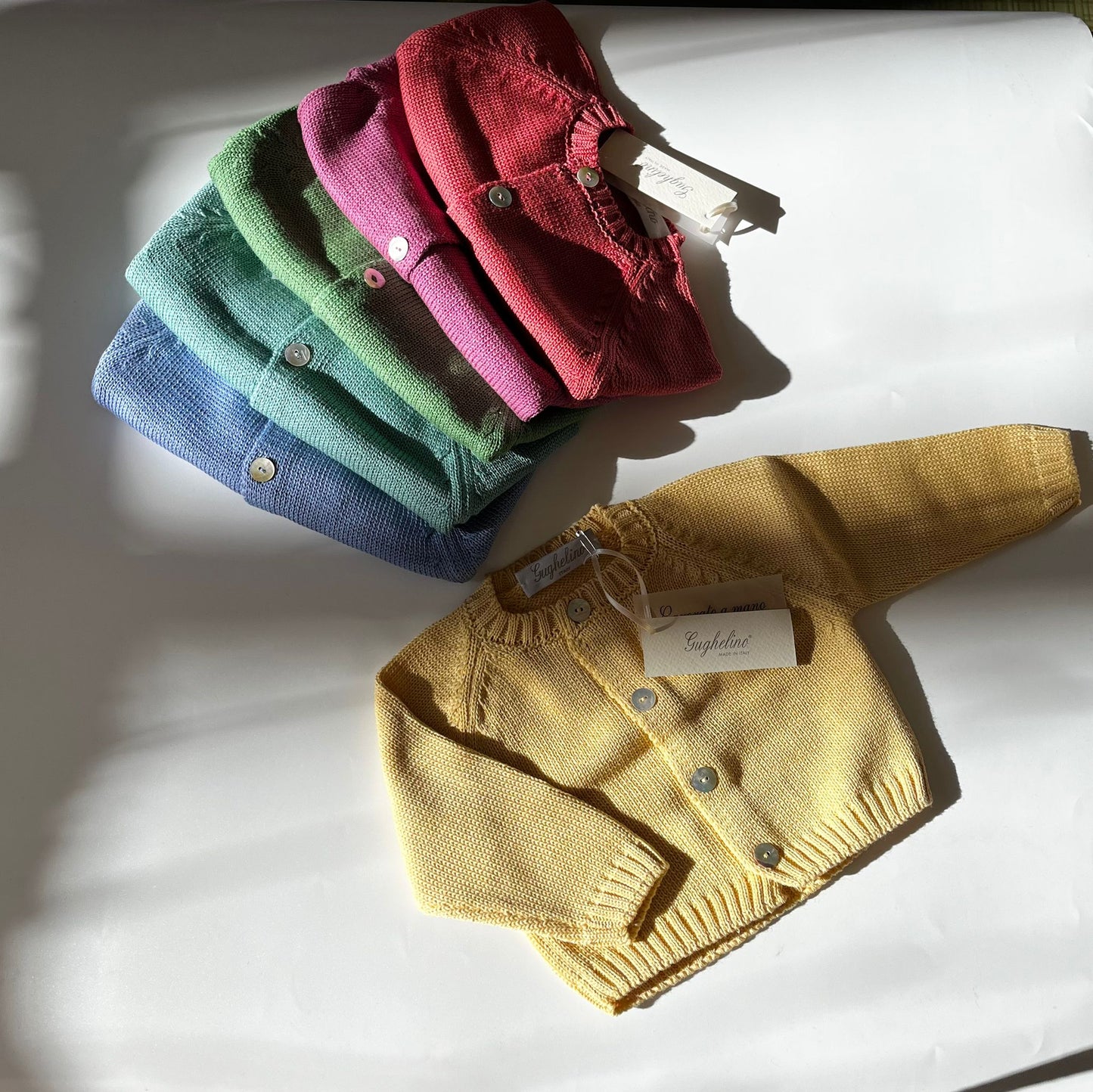 Cardigan in filo Gughelino