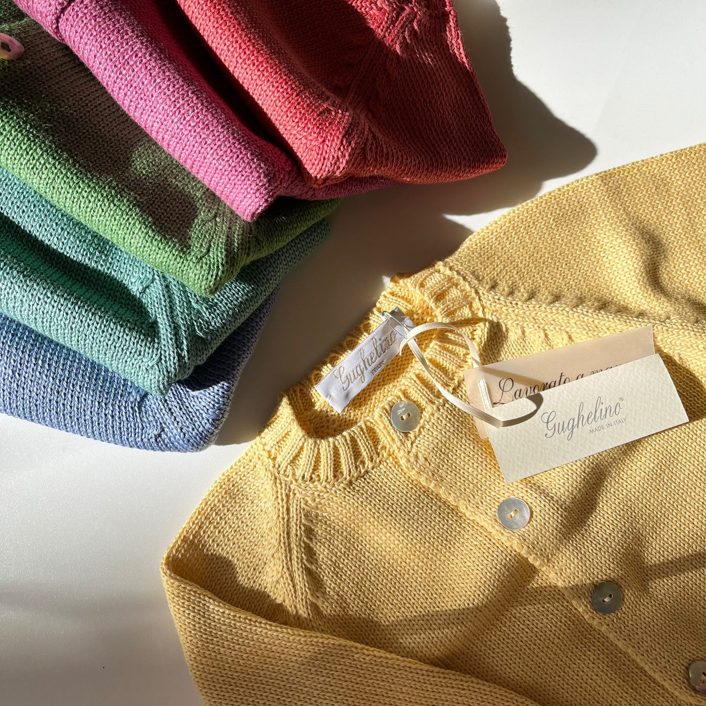 Cardigan in filo Gughelino