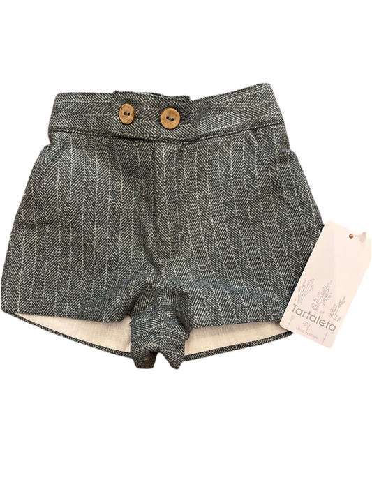 Short in tweed B7972 B773