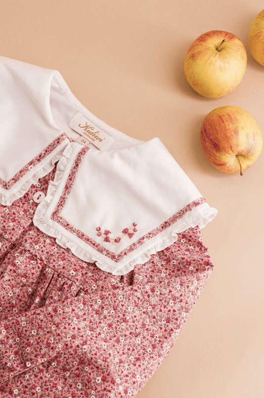 Paola, Abito, in stampa rossa Ditsy