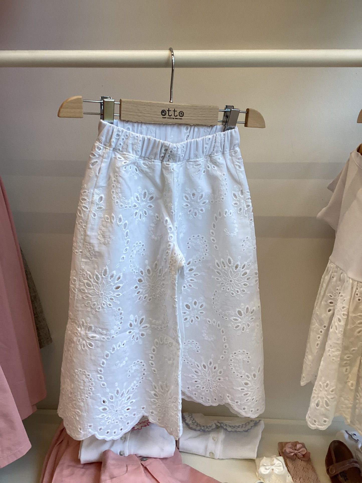 SARA Pantalone Sangallo