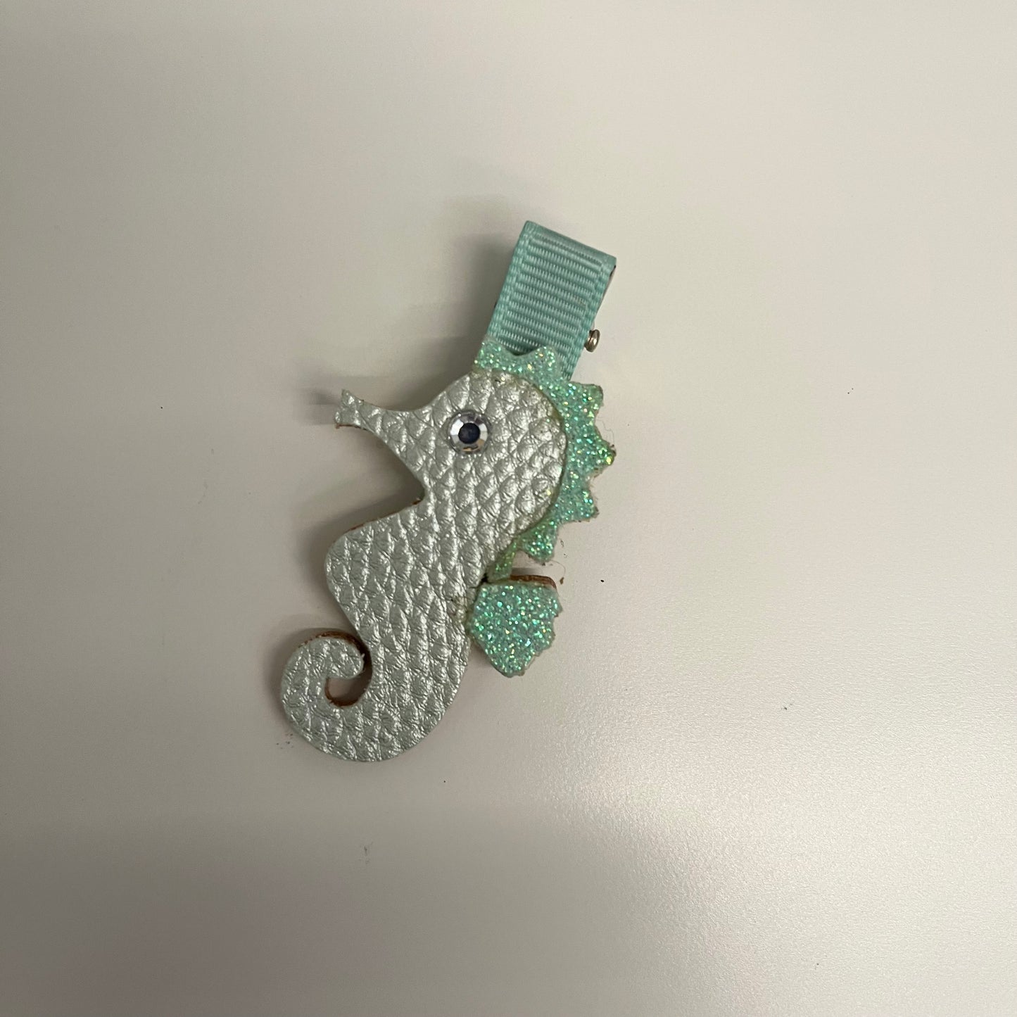 HAIR CLIPS