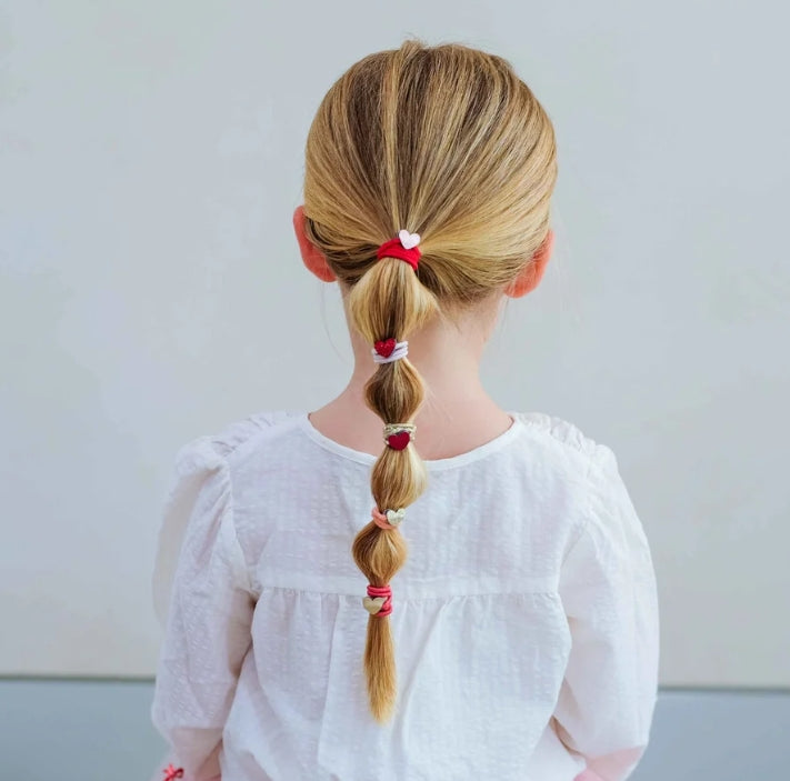 🎀 AI26/27 Teeny weeny heart hair ties M.L