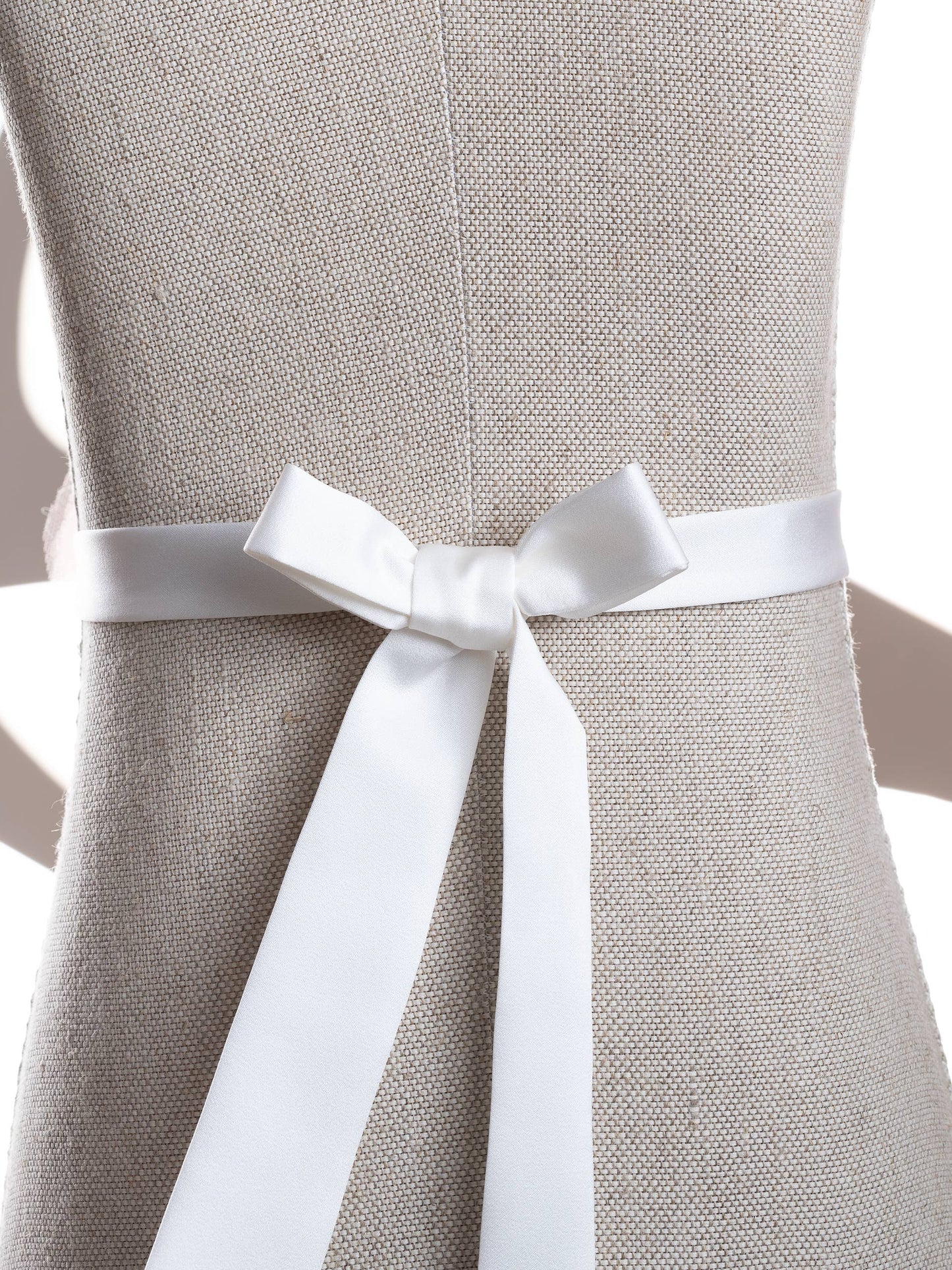Cintura artigianale elegante per abiti, disponibile in diversi colori